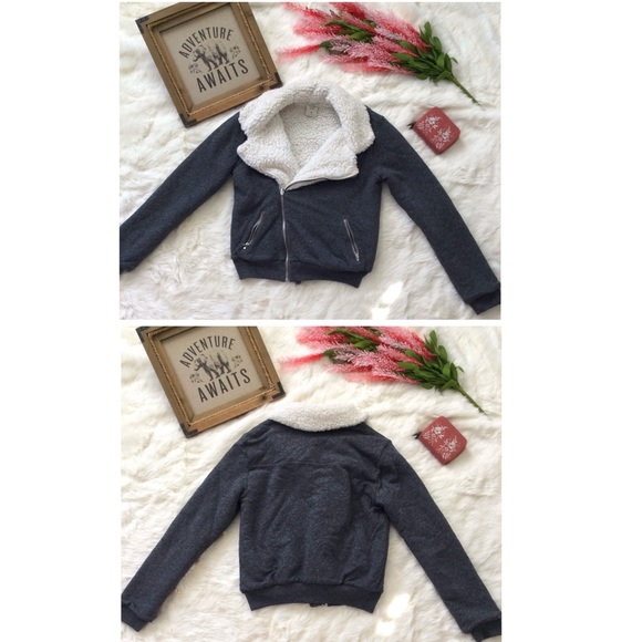 SOLD🚫Abercrombie & Fitch Iron Range Sherpa - Picture 8 of 12